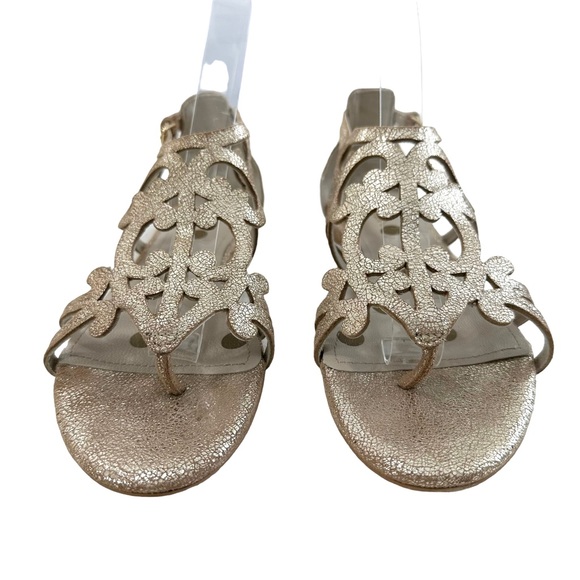 Boden Gold Metallic Leather Filigree Flat Thong Sandals Size 37/ US 6 - Picture 8 of 16